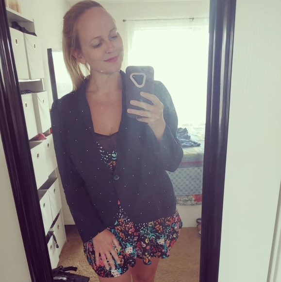 Meet your Posher! - Picture 8 of 16